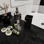 Апартаменты Niblue Seaview *