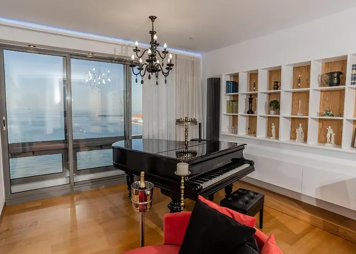 아파트 Niblue Seaview 테살로니키
